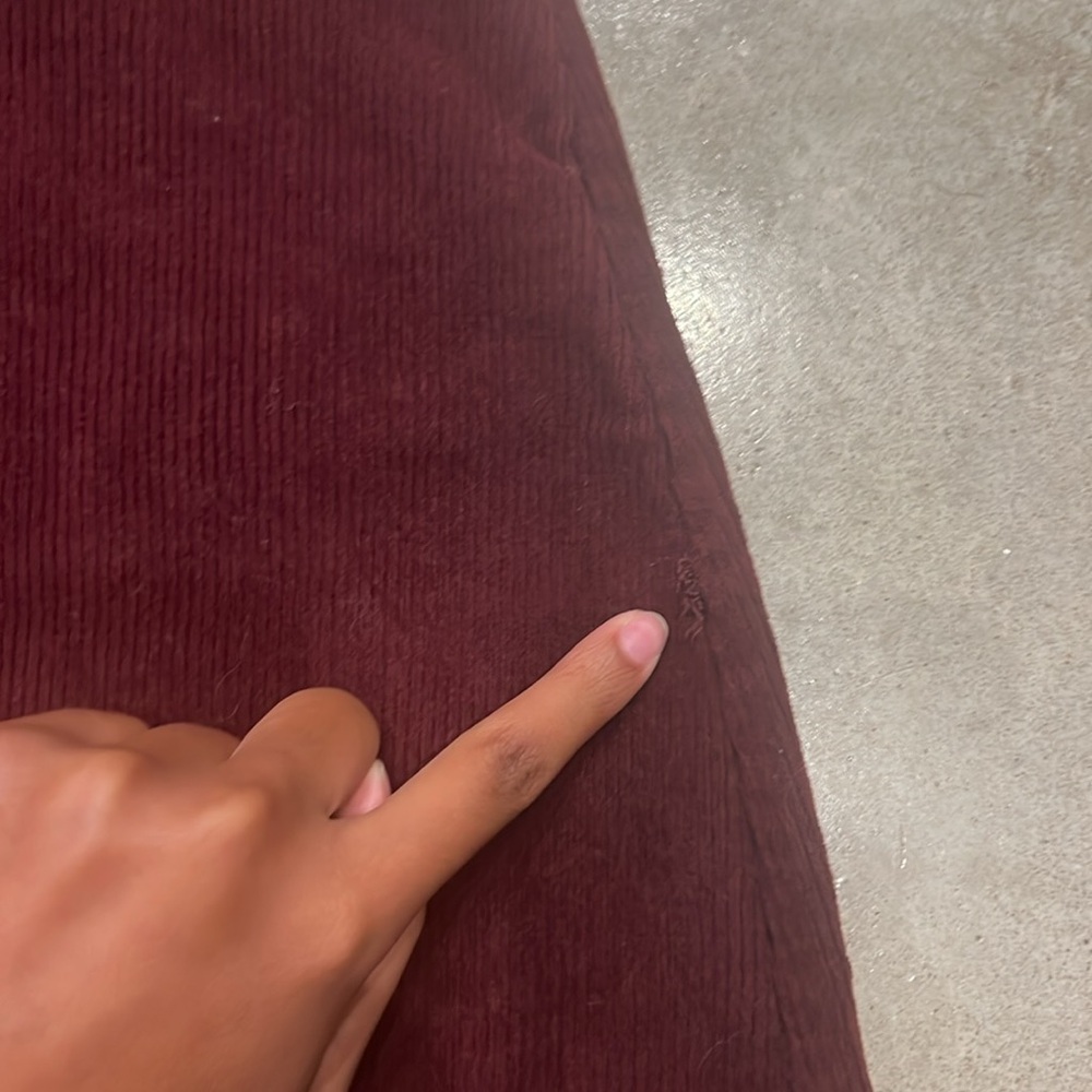 Brandy Melville High Rise Corduroy Mini Skirt Burgundy Size Small - Picture 5 of 6